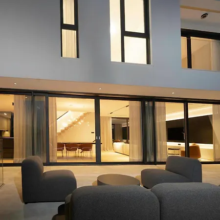 Villa Naar Residence